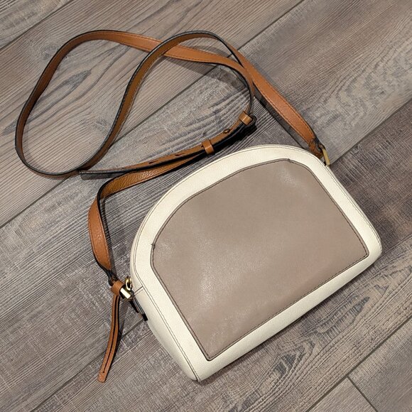 Fossil Chelsea Colorblock Leather Crossbody Bag White Tan ZipTop Everyday Casual - Picture 1 of 11